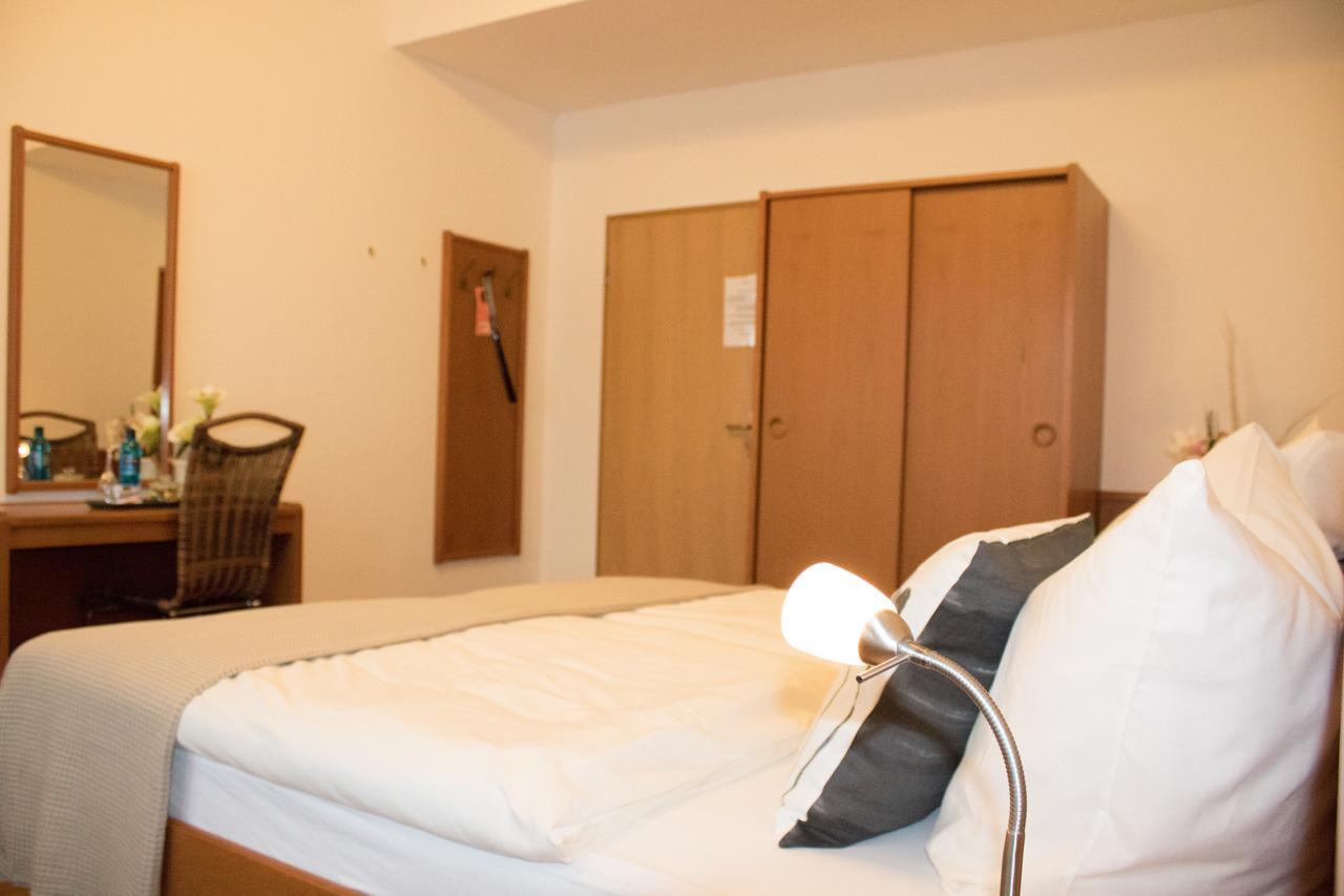 Stadthotel Russelsheim المظهر الخارجي الصورة